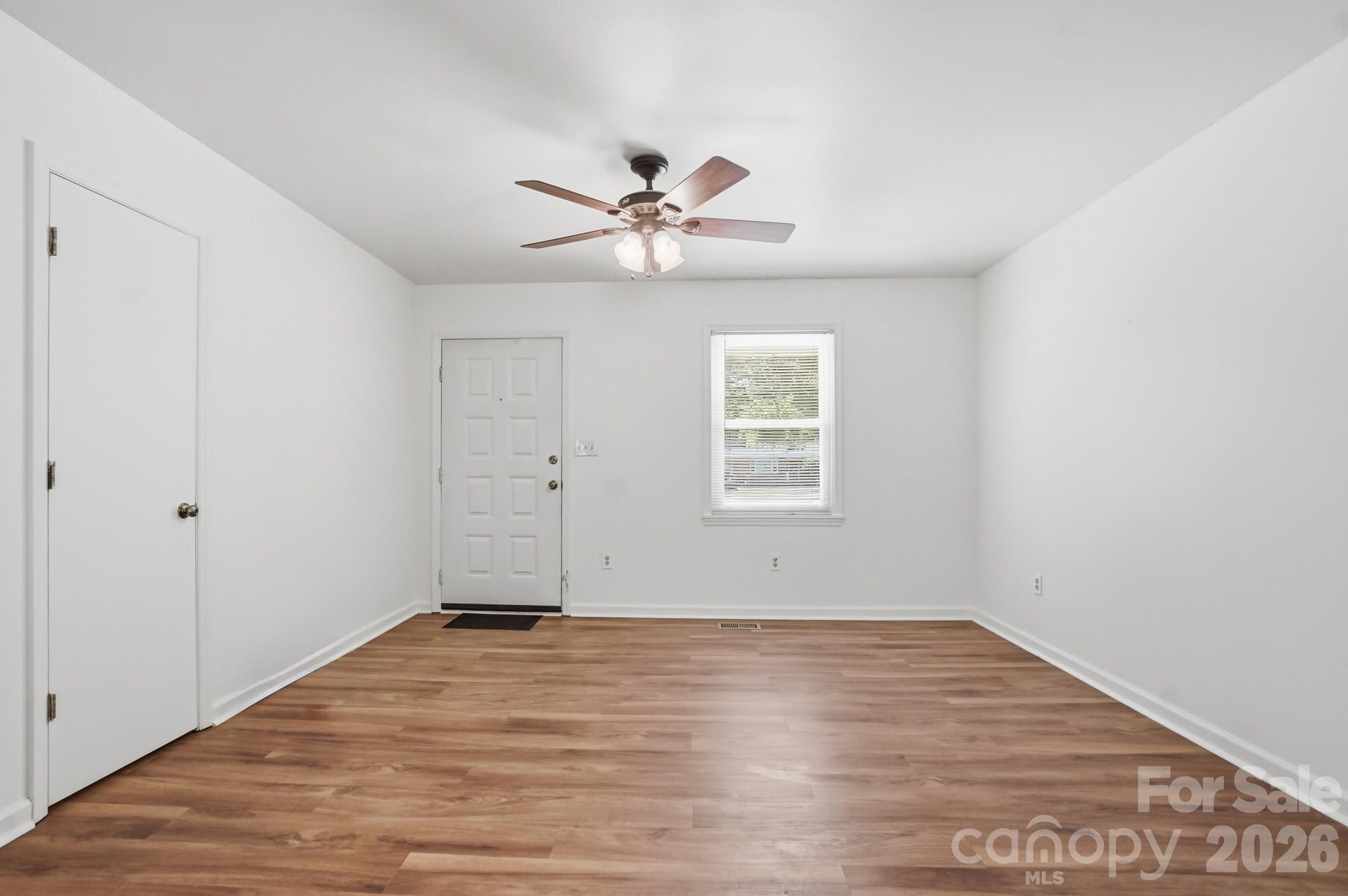 3444 N Oxford Street Claremont NC 28610