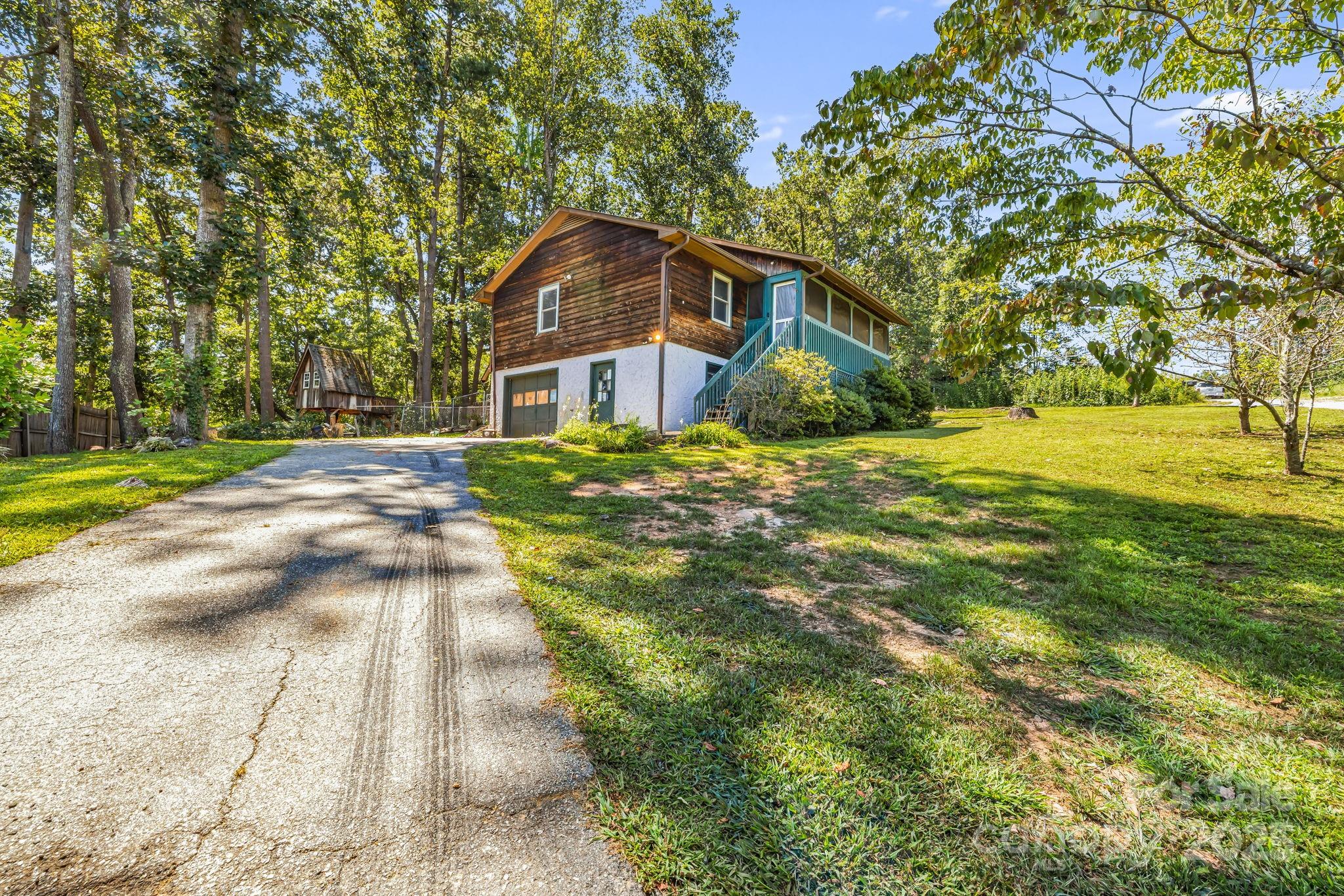 30 Brentwood Drive Asheville NC 28806