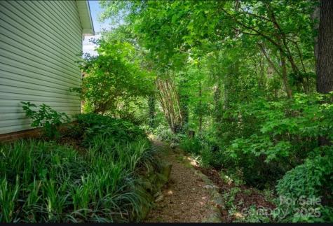 1021 Stinson Glen Lane Charlotte NC 28214