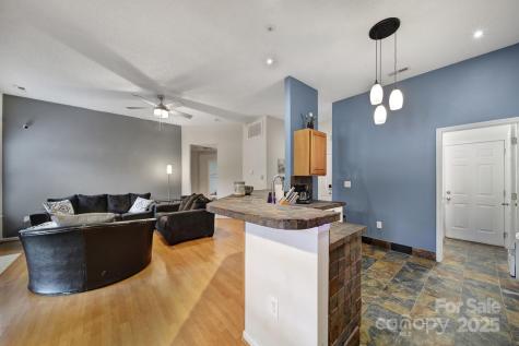 1021 Stinson Glen Lane Charlotte NC 28214