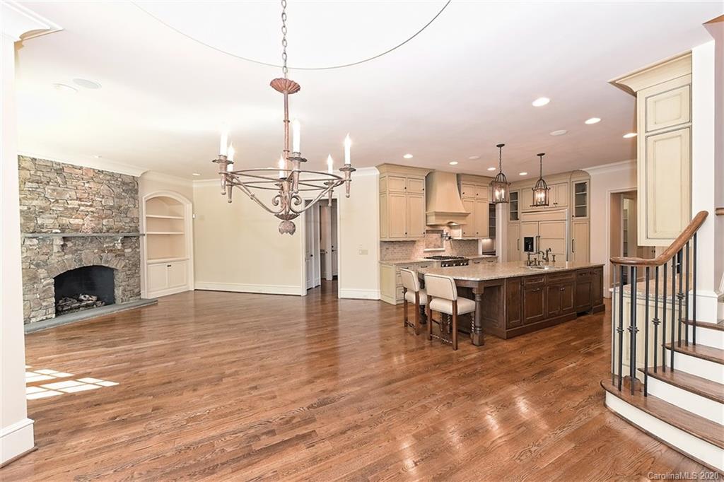 2600 Tanglewood Lane Charlotte NC 28211