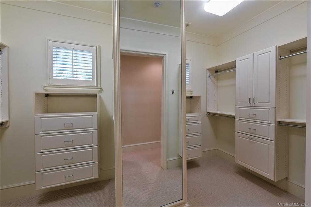 2600 Tanglewood Lane Charlotte NC 28211