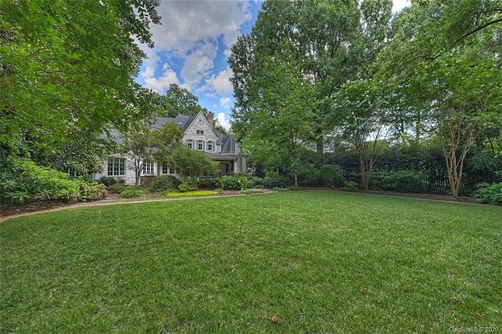2600 Tanglewood Lane Charlotte NC 28211