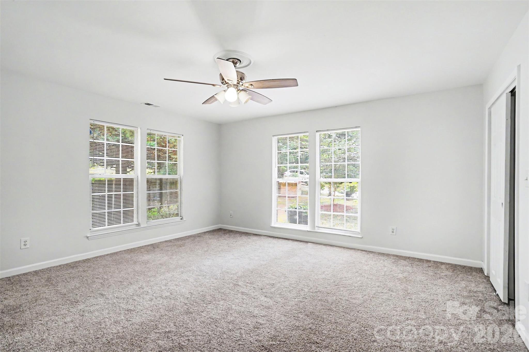 9118 S Lakebrook Road Charlotte NC 28214
