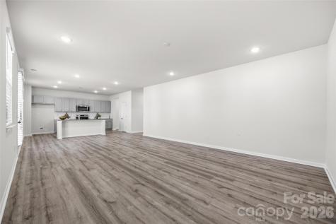 7024 Maple Run Circle Charlotte NC 28215