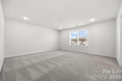 7024 Maple Run Circle Charlotte NC 28215