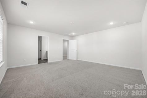 7024 Maple Run Circle Charlotte NC 28215