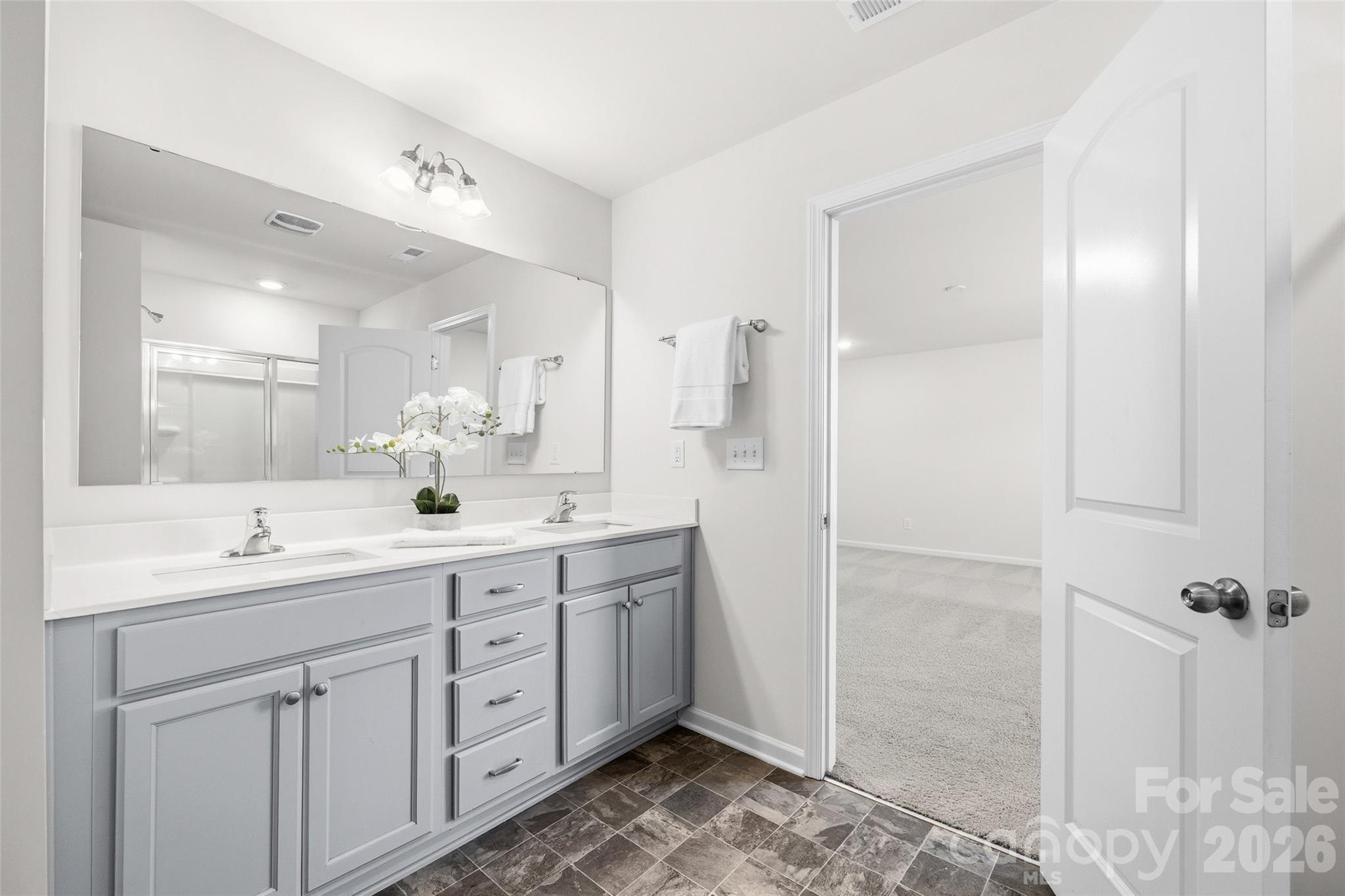 7024 Maple Run Circle Charlotte NC 28215