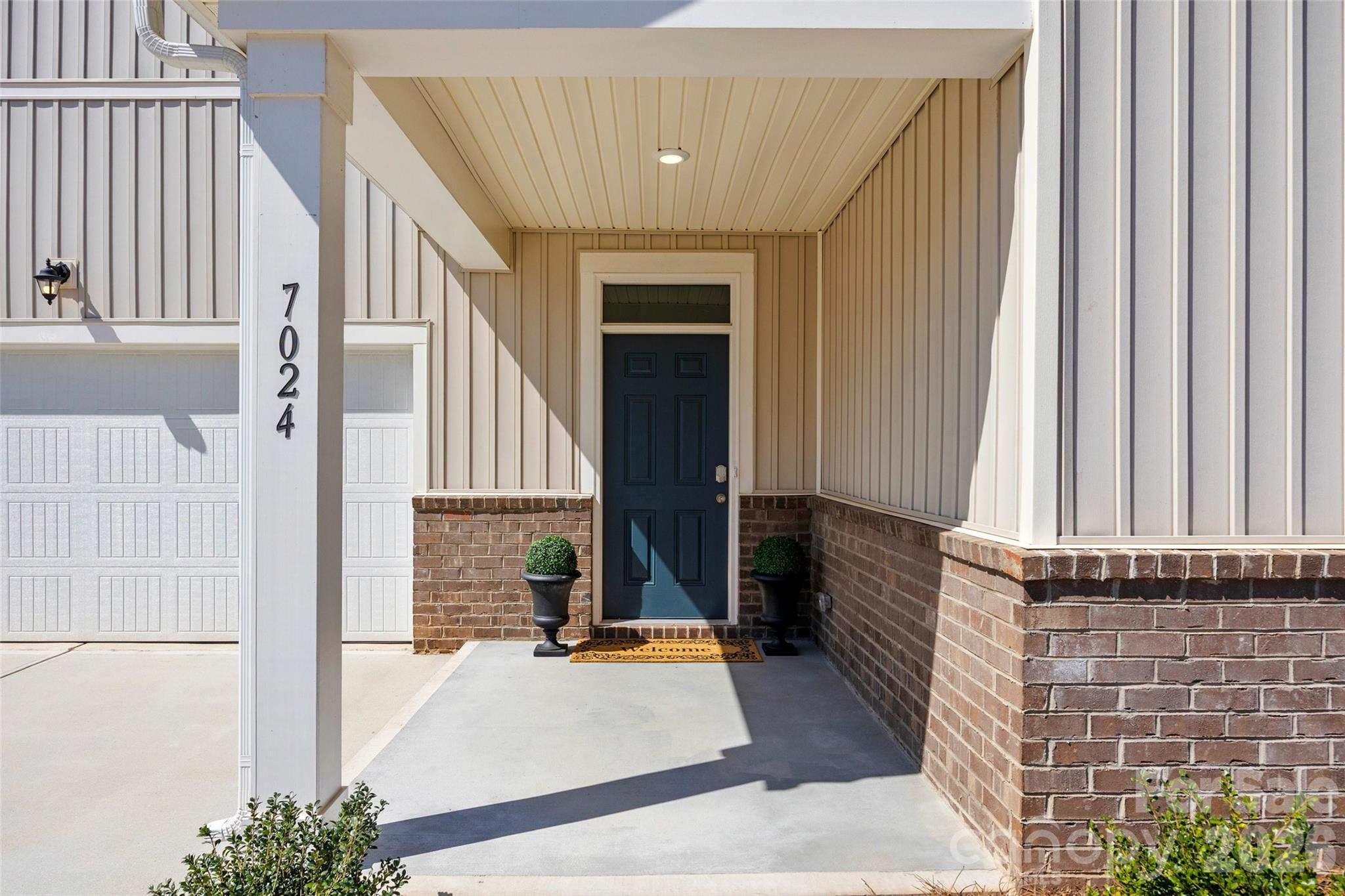 7024 Maple Run Circle Charlotte NC 28215