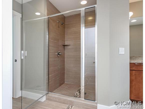 13 Brotherton Avenue Asheville NC 28806