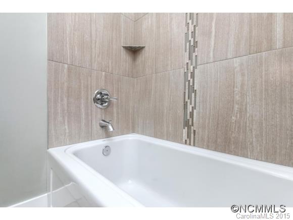13 Brotherton Avenue Asheville NC 28806