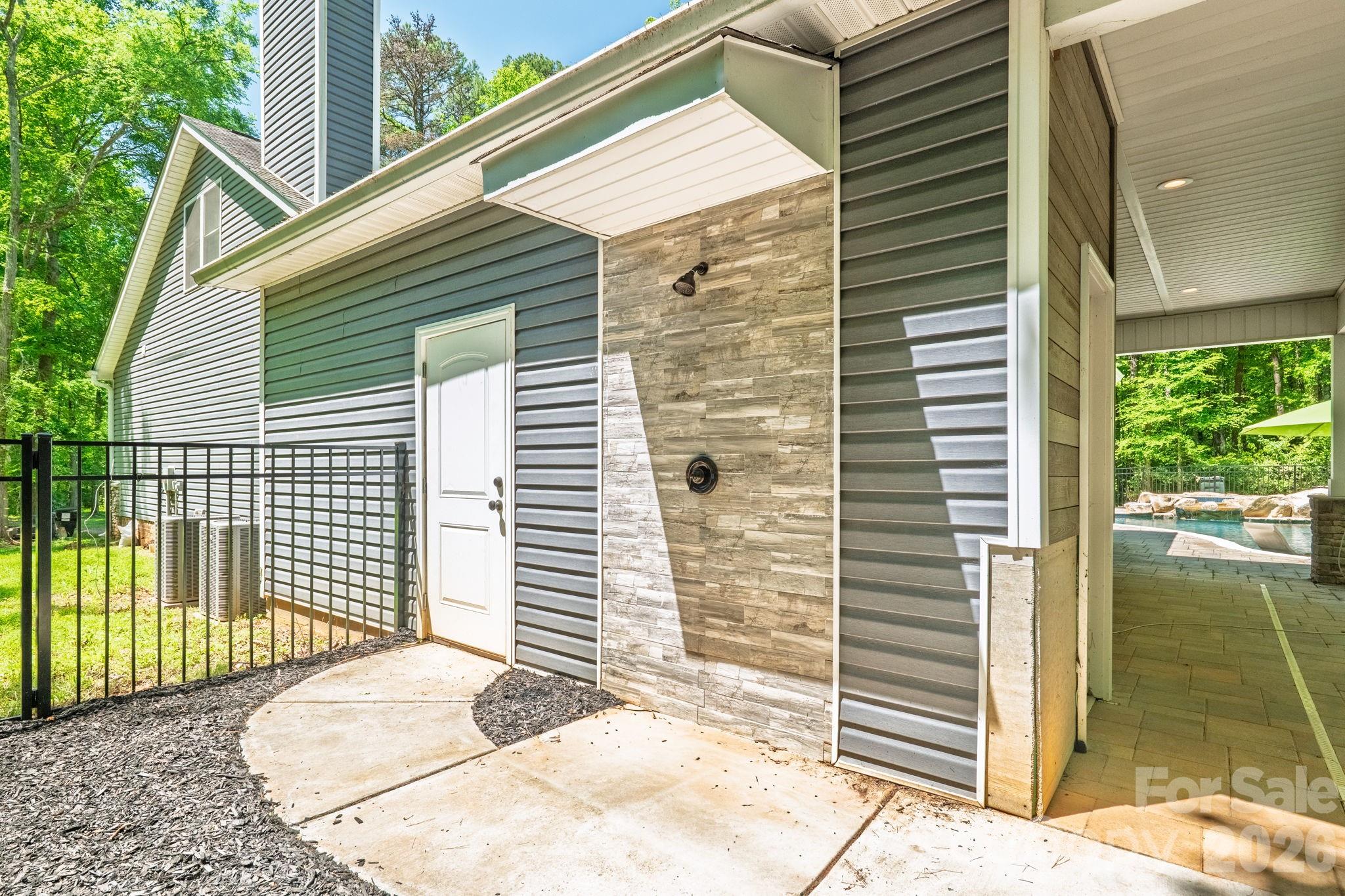 10200 Kerns Road Huntersville NC 28078