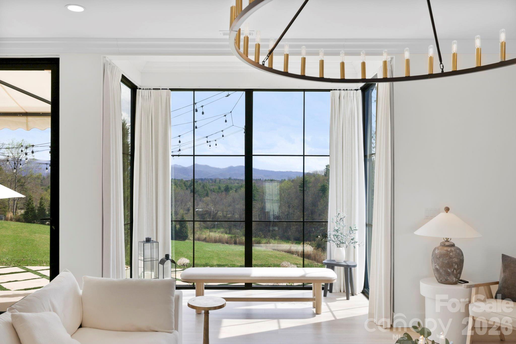 107 Lee Lane Mars Hill NC 28754