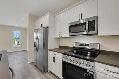 31 Elkwood Avenue Asheville NC 28804