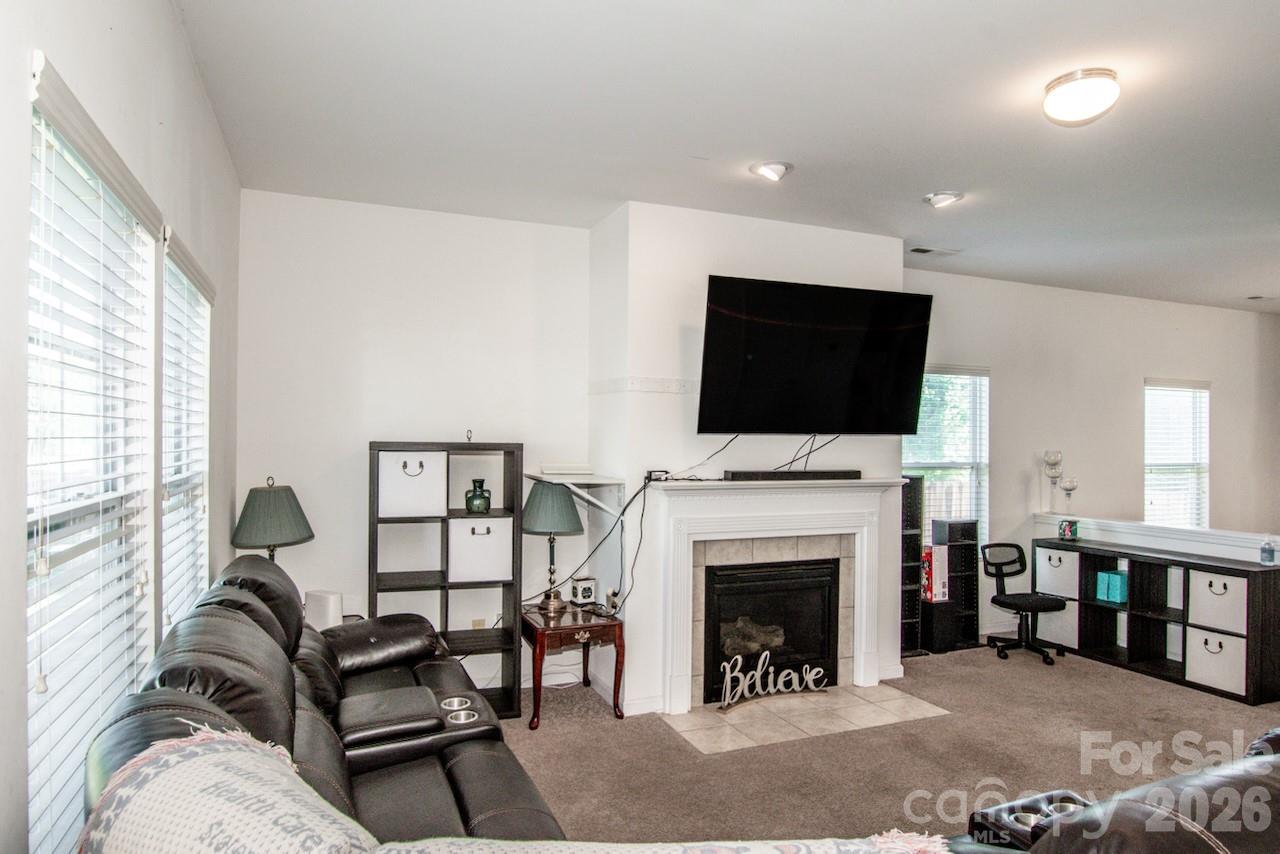123 Kingsgate Court Statesville NC 28625