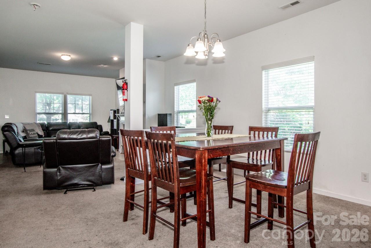 123 Kingsgate Court Statesville NC 28625