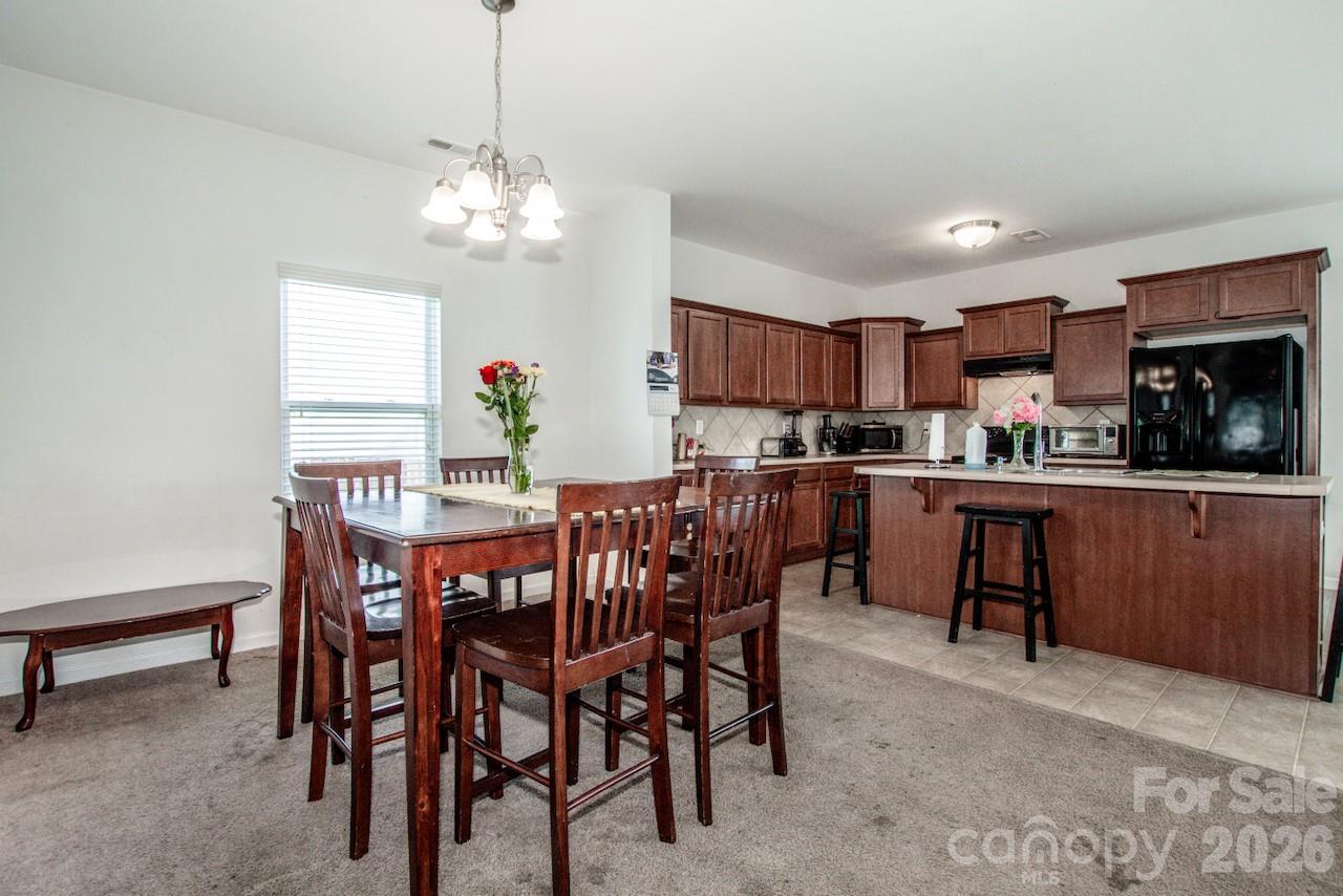 123 Kingsgate Court Statesville NC 28625