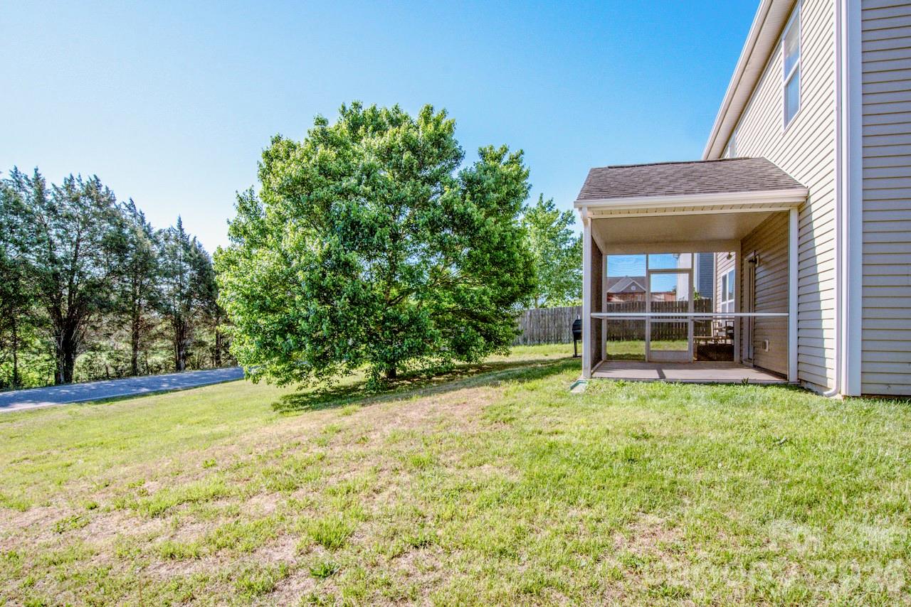 123 Kingsgate Court Statesville NC 28625