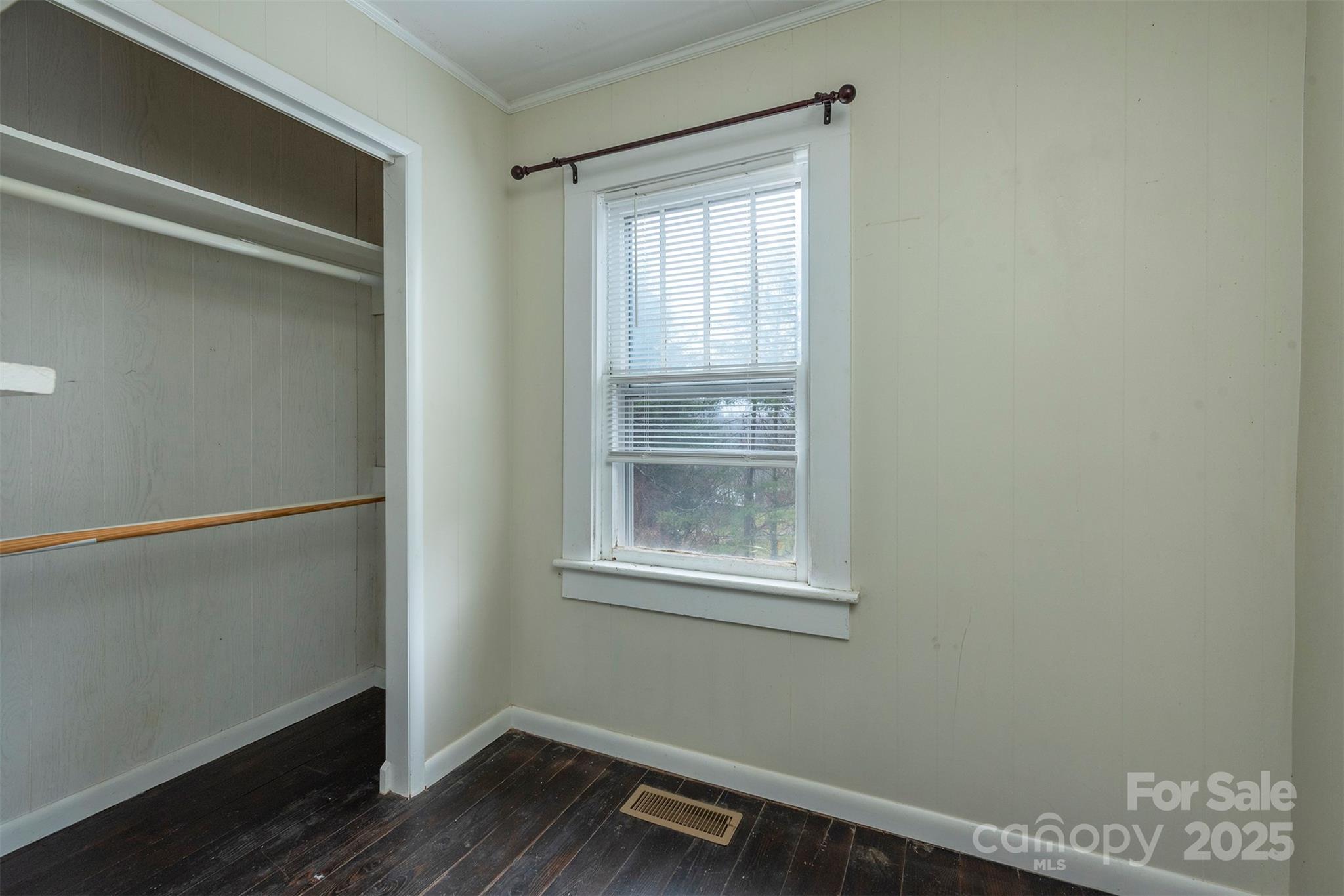 657 Old Fort Road Fairview NC 28730