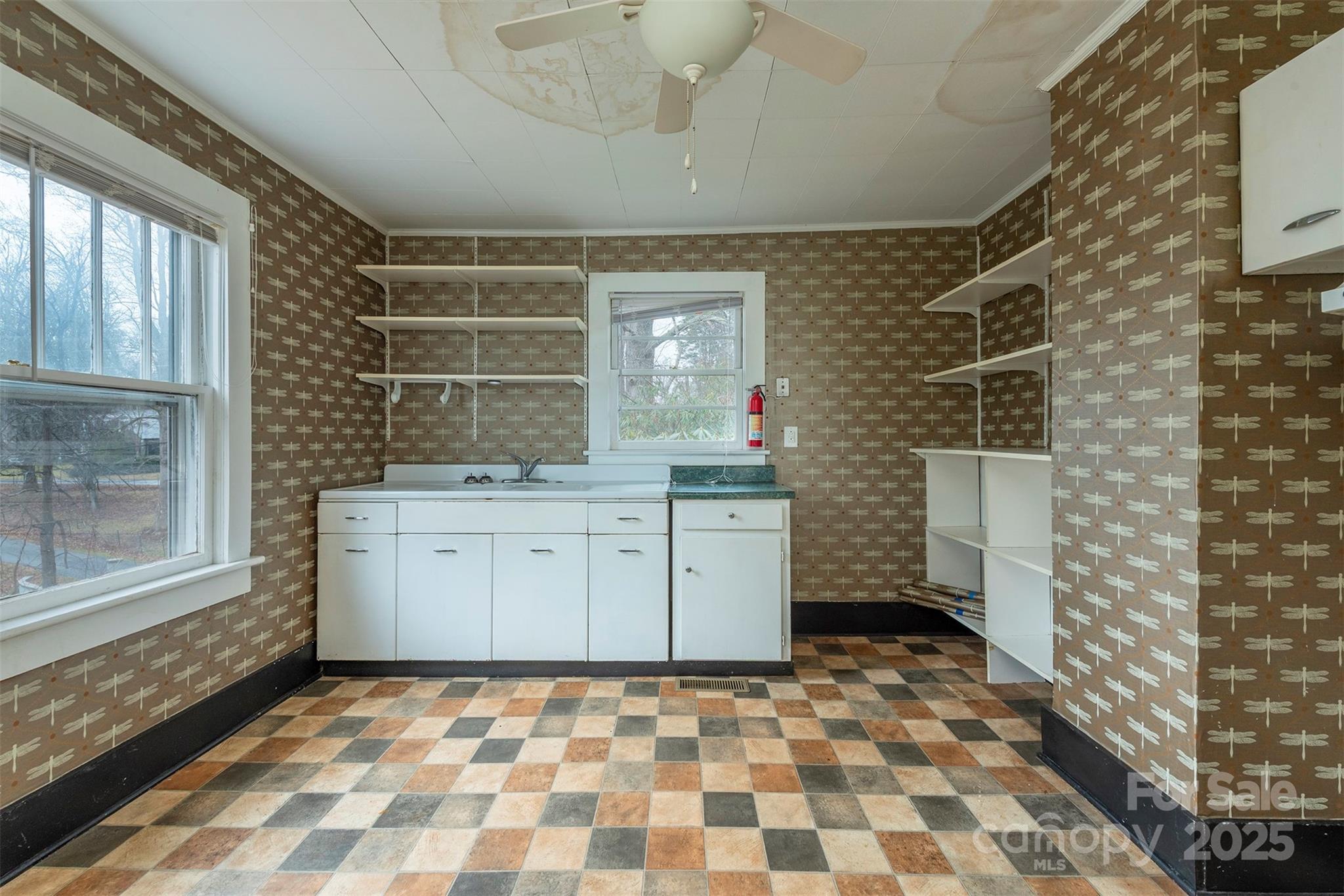 657 Old Fort Road Fairview NC 28730