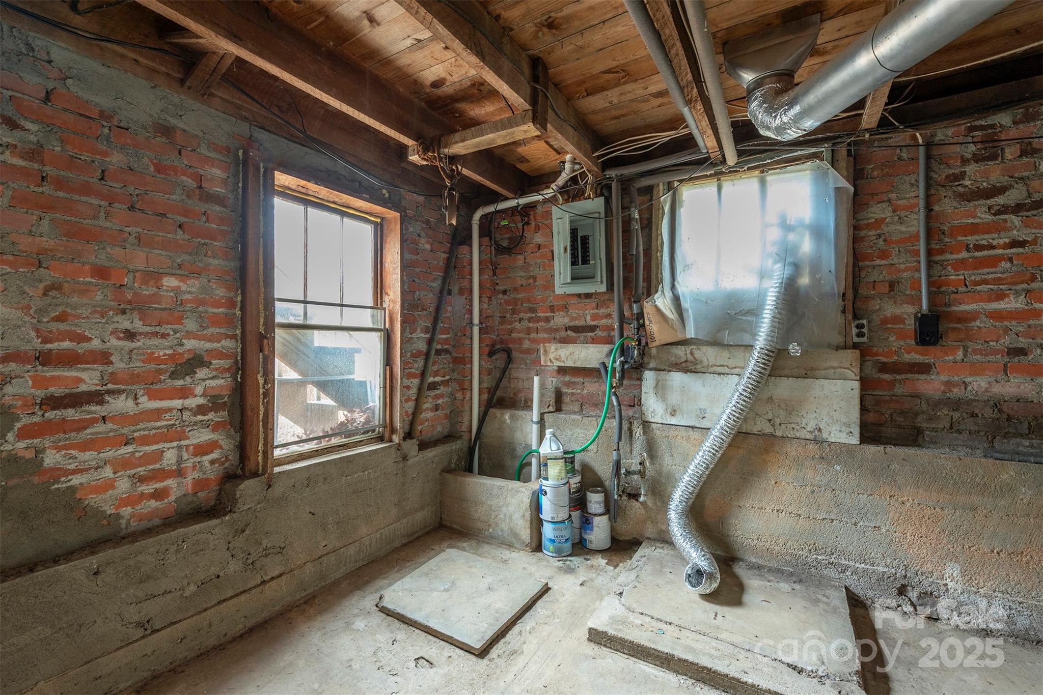 657 Old Fort Road Fairview NC 28730