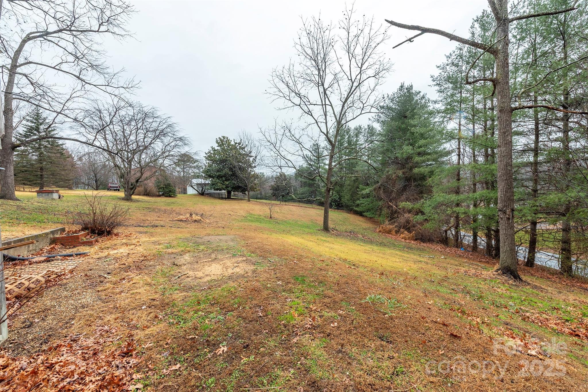 657 Old Fort Road Fairview NC 28730