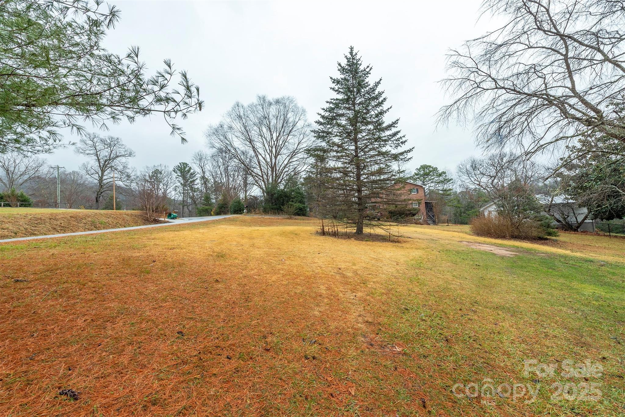 657 Old Fort Road Fairview NC 28730