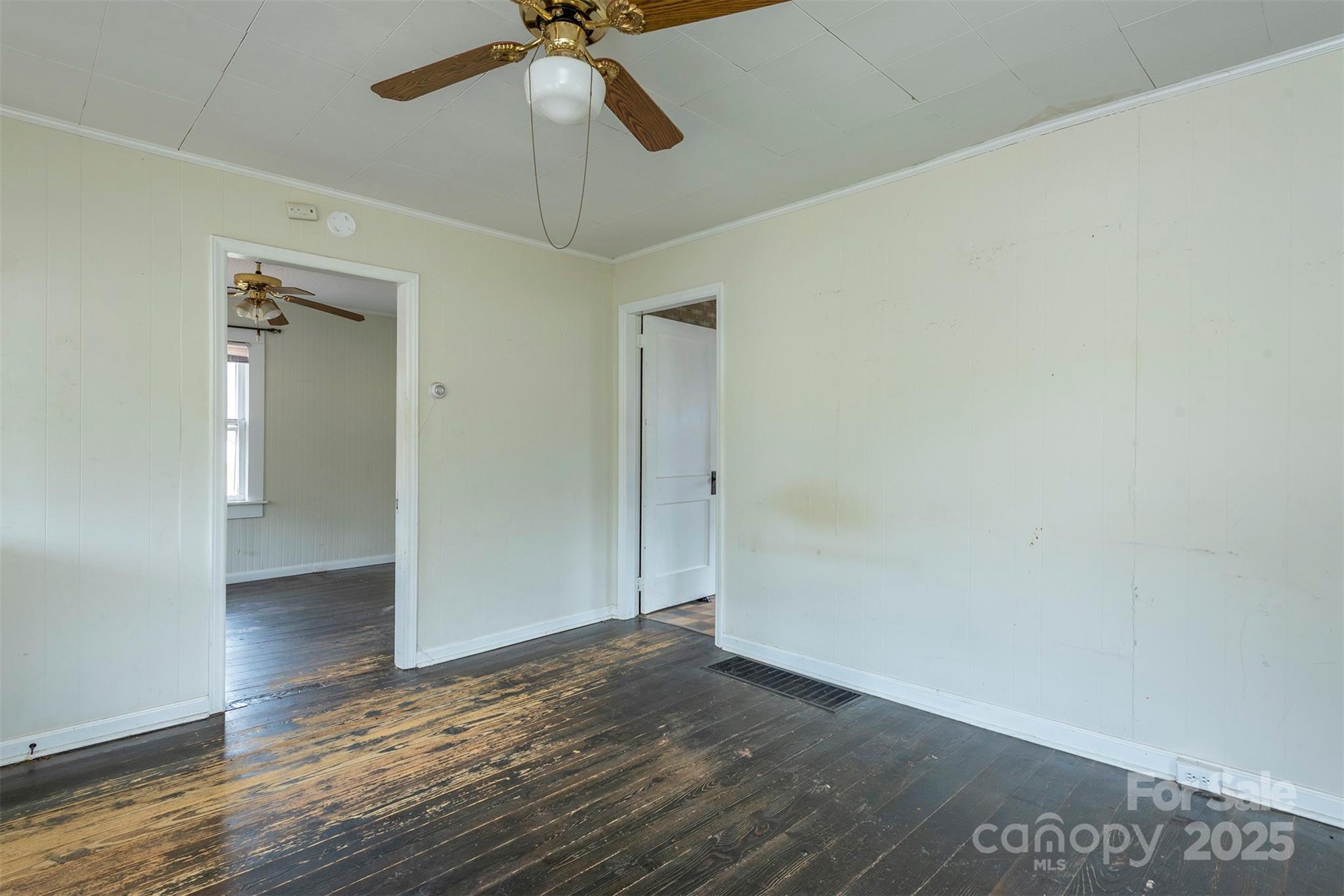 657 Old Fort Road Fairview NC 28730