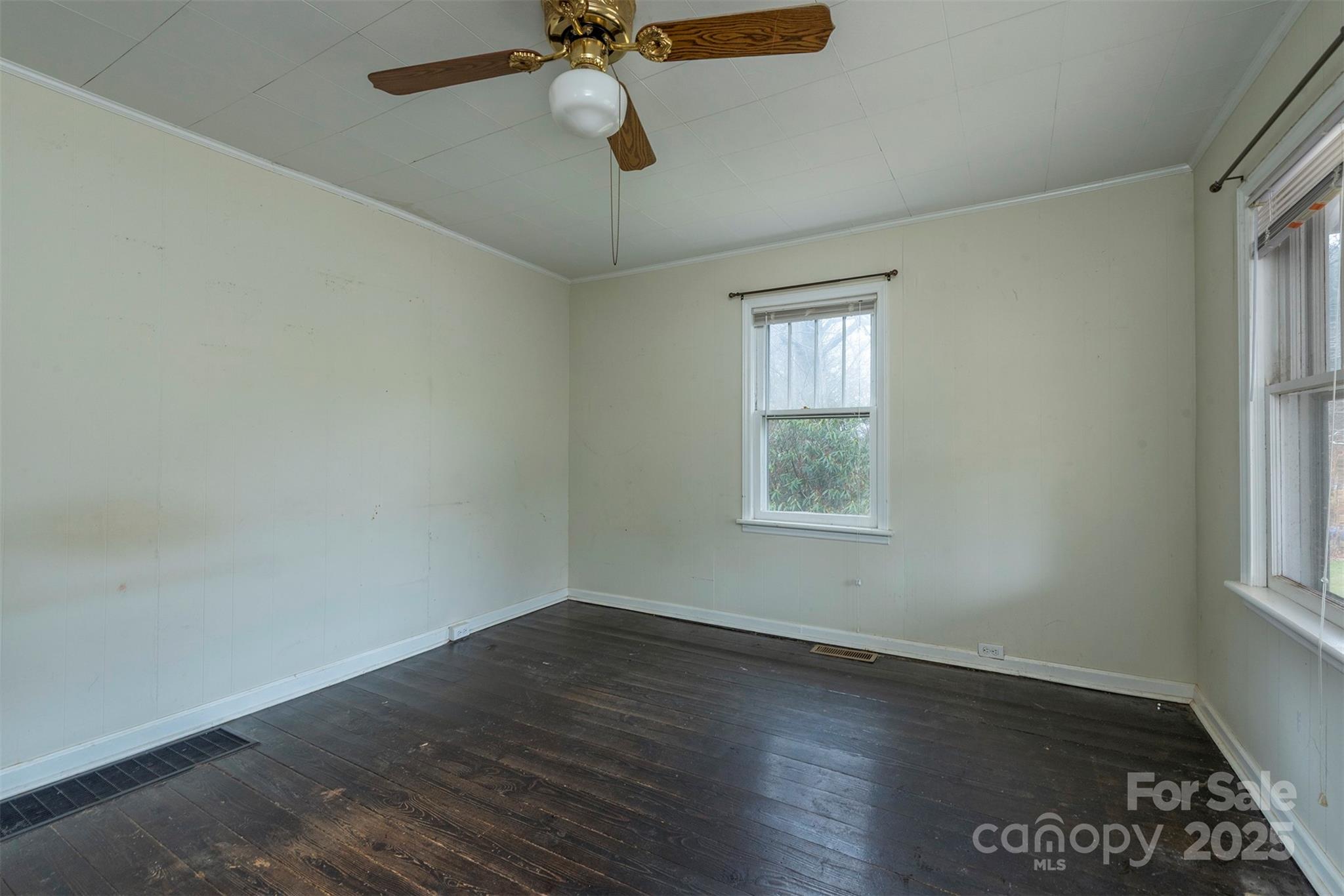 657 Old Fort Road Fairview NC 28730
