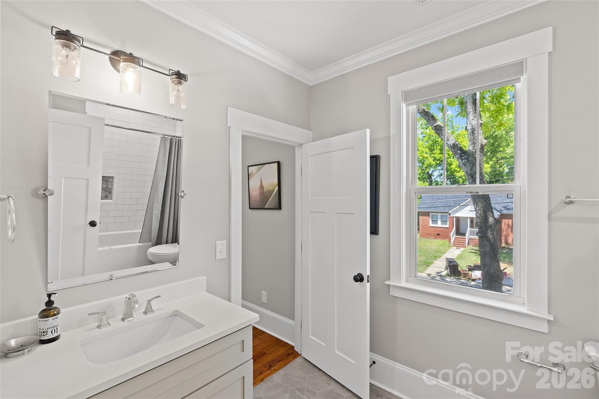2315 Dundeen Street Charlotte NC 28216
