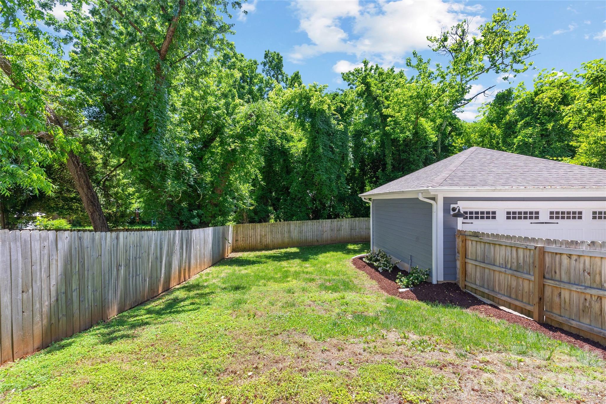 2315 Dundeen Street Charlotte NC 28216