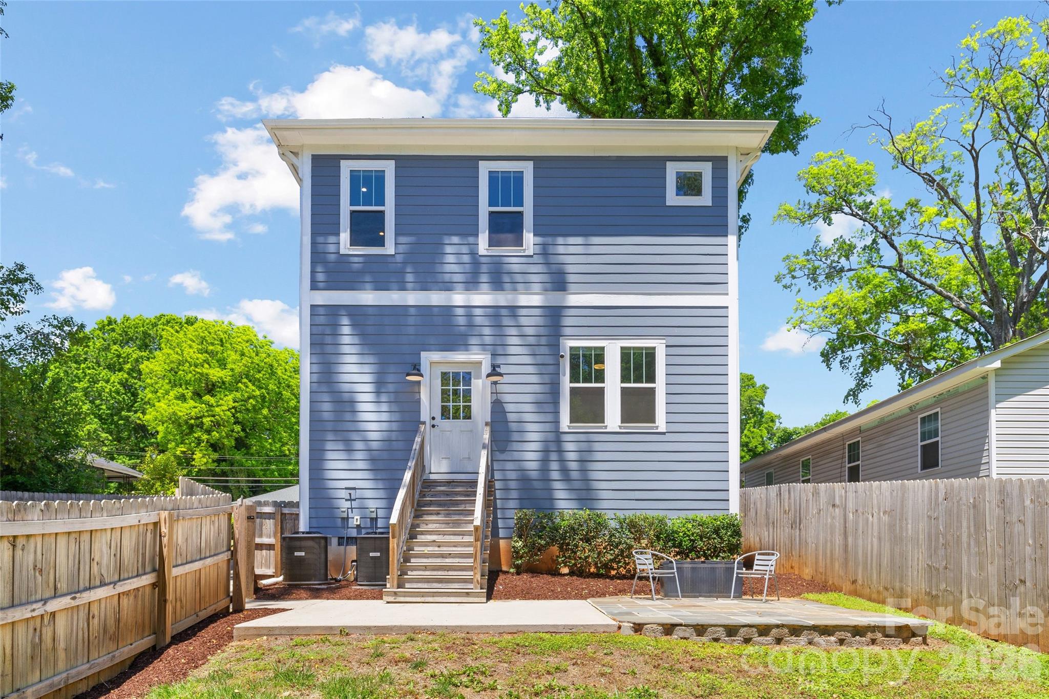 2315 Dundeen Street Charlotte NC 28216