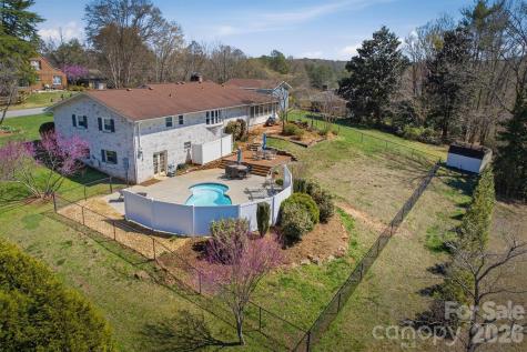 900 Magnolia Avenue NE Valdese NC 28690