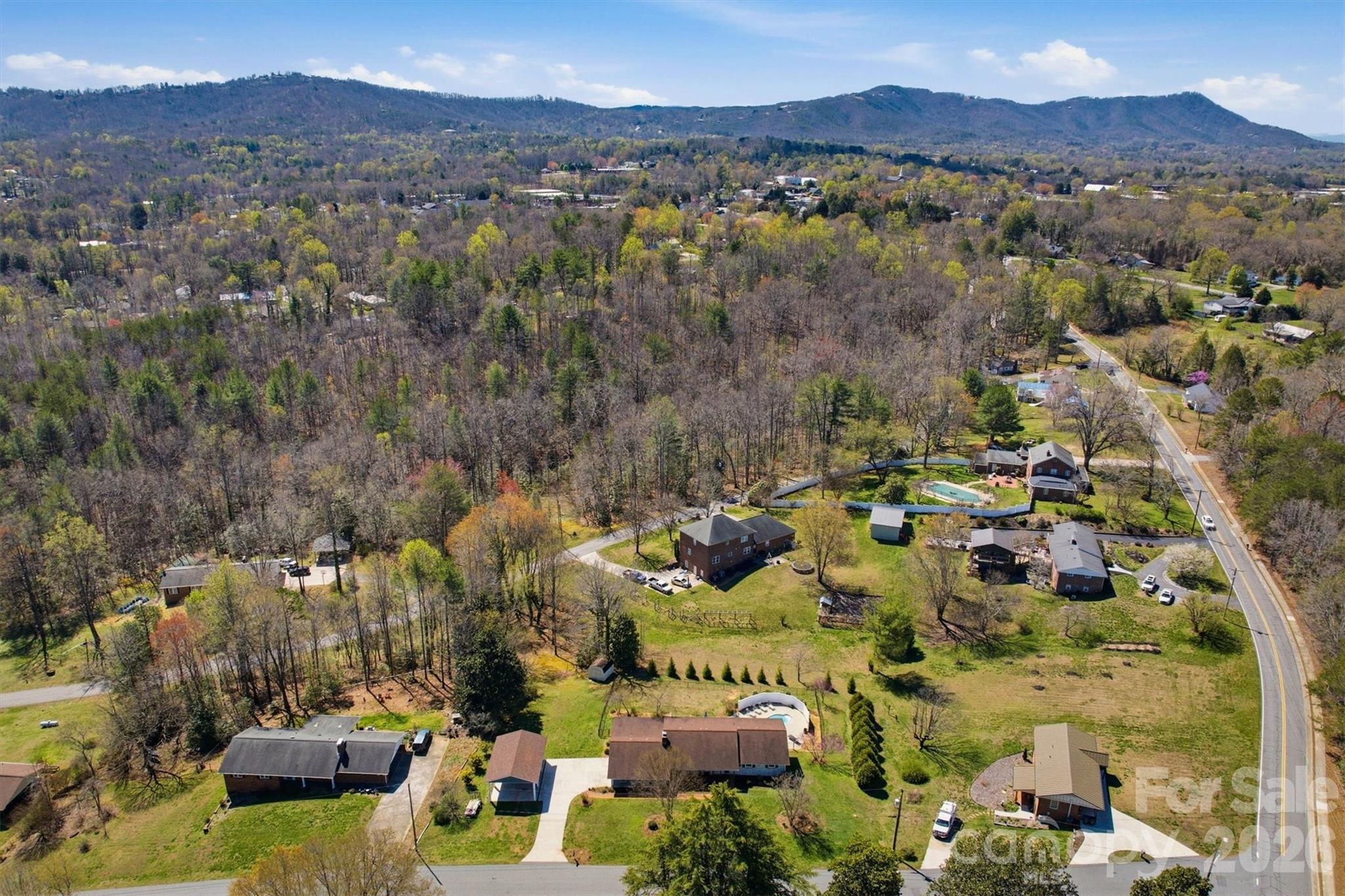 900 Magnolia Avenue NE Valdese NC 28690