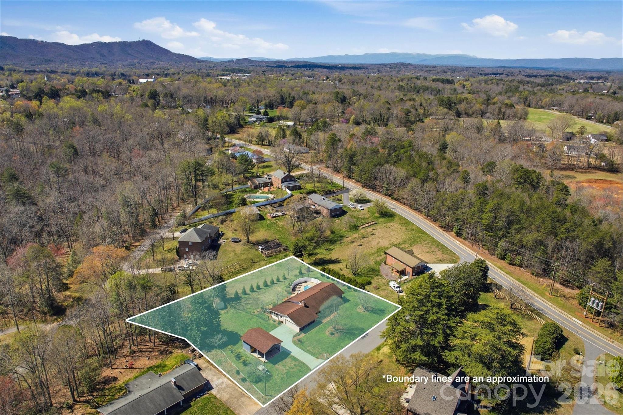 900 Magnolia Avenue NE Valdese NC 28690