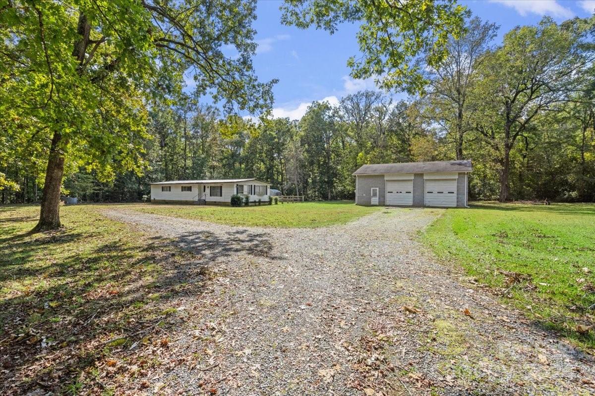 13002 Peppercorn Lane Midland NC 28107
