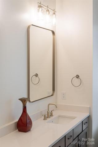 10 Keats Road Black Mountain NC 28711