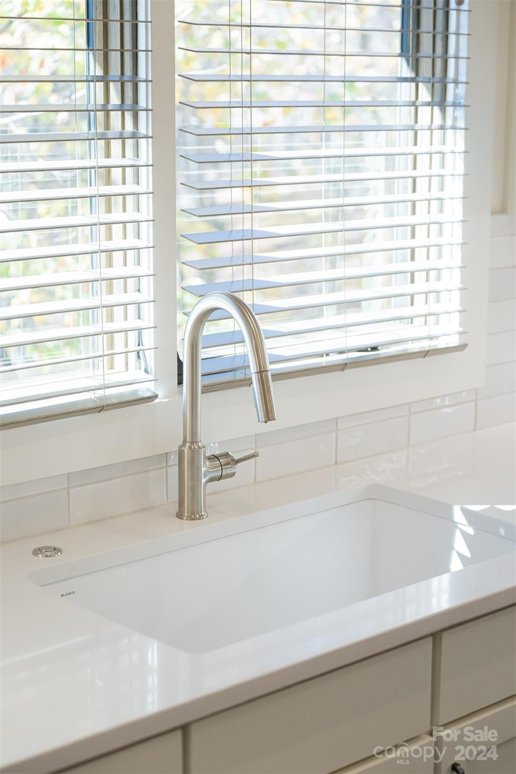 10 Keats Road Black Mountain NC 28711