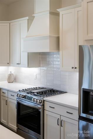 10 Keats Road Black Mountain NC 28711