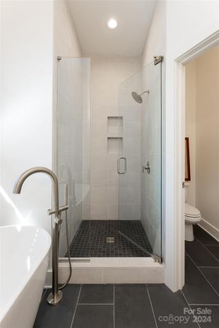 10 Keats Road Black Mountain NC 28711