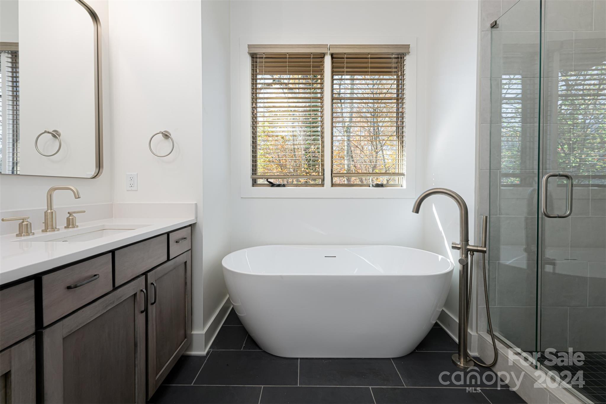 10 Keats Road Black Mountain NC 28711