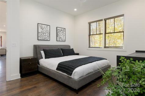 10 Keats Road Black Mountain NC 28711