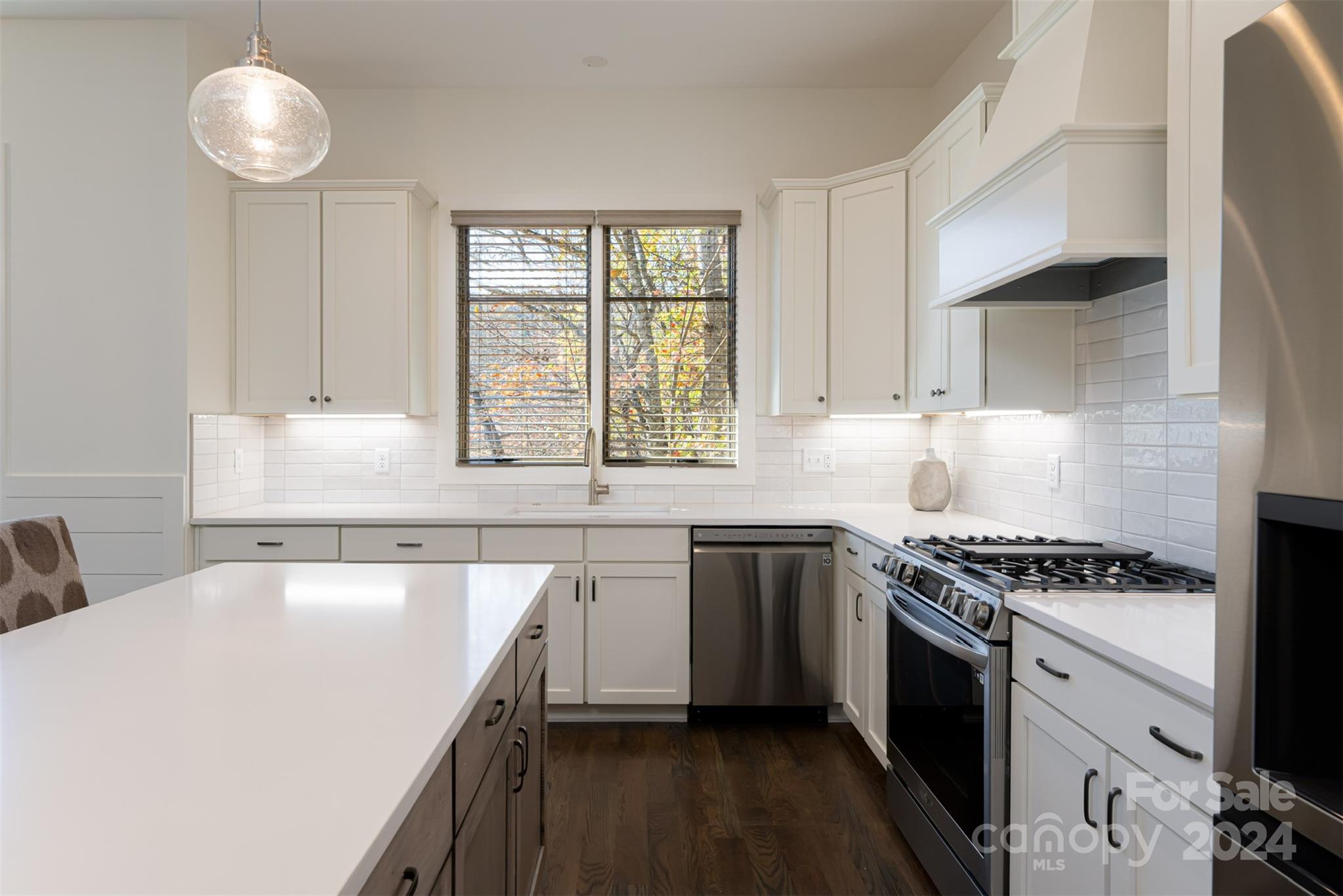 10 Keats Road Black Mountain NC 28711