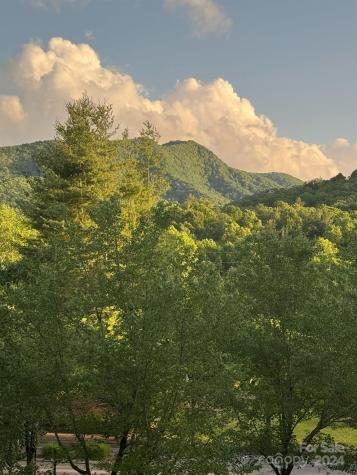 10 Keats Road Black Mountain NC 28711