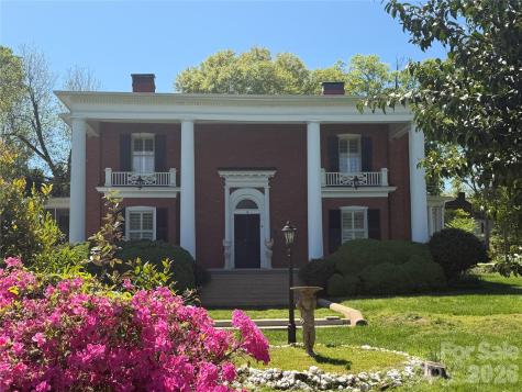 15 Kings Mountain Street York SC 29745