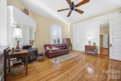 15 Kings Mountain Street York SC 29745