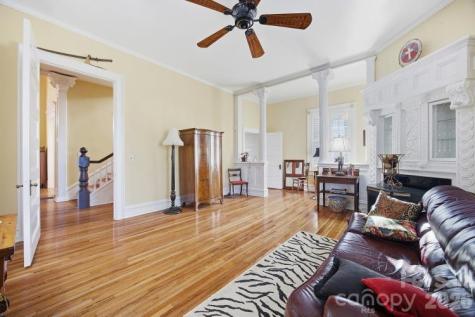 15 Kings Mountain Street York SC 29745