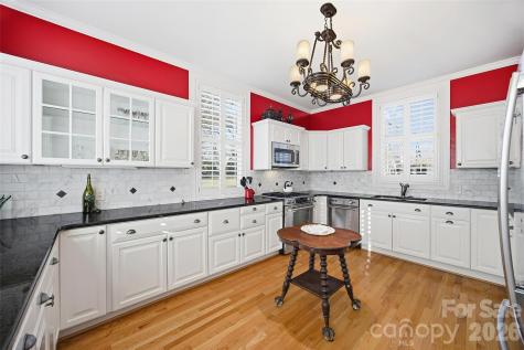 15 Kings Mountain Street York SC 29745