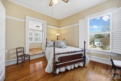 15 Kings Mountain Street York SC 29745