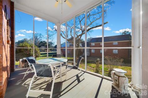 15 Kings Mountain Street York SC 29745
